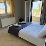 Ilioni-corfu Luxe Living-modern 2br,2ba,close To The Sea Feriehus Vátos